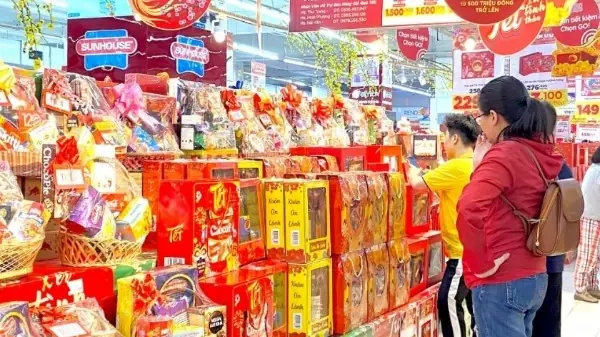 Không để xảy ra tình trạng thiếu hàng, sốt giá dịp Tết